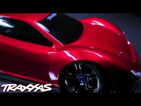 Traxxas XO-1 - The World&#039;s Fastest Ready-To-Race Supercar. 100+mph top speed!